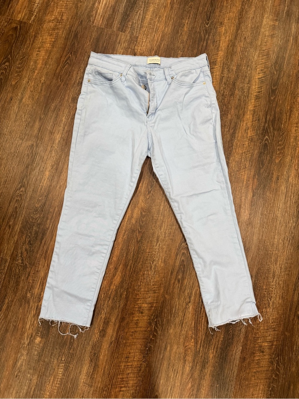 crown & ivy Carolina blue raw hem crop skinny pants